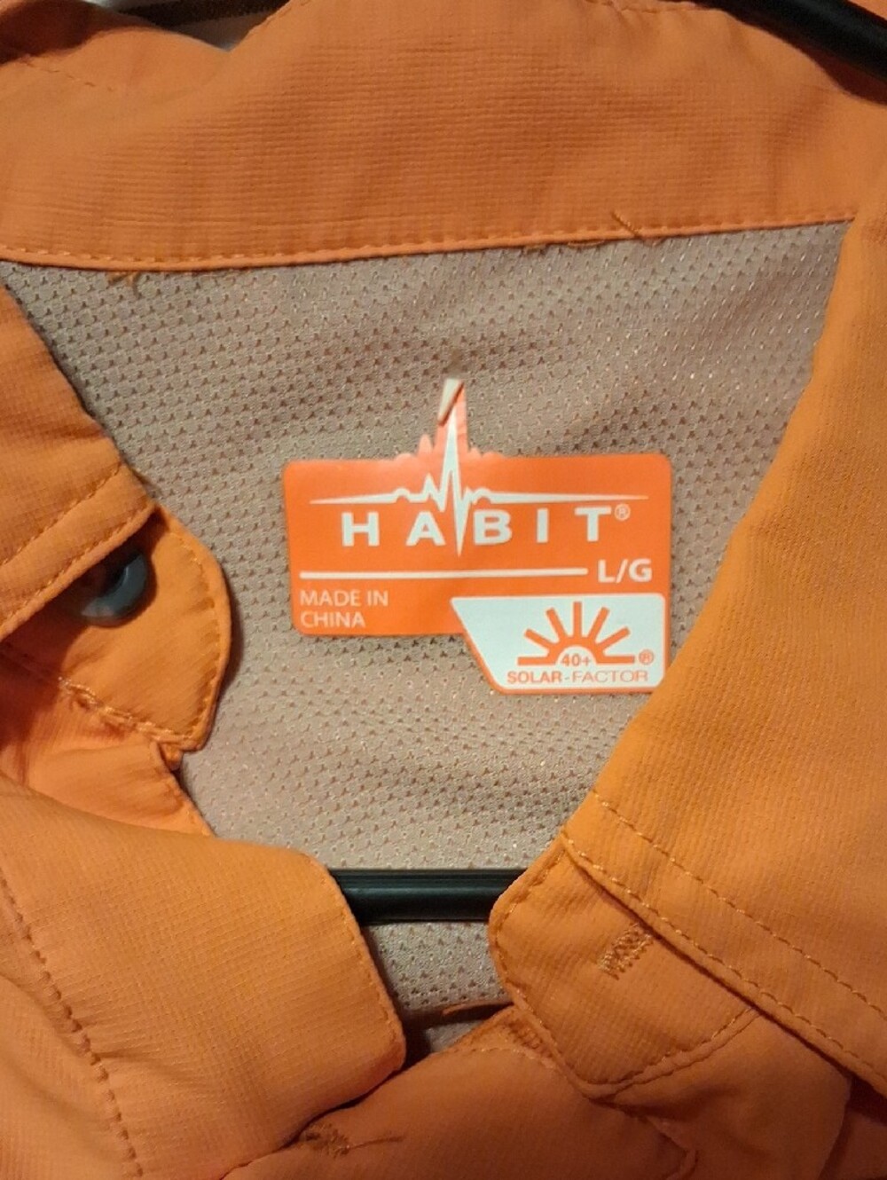 Habit Men's Orange Short-Sleeve Fishing Button-Up Shirt - Picture 3 of 4